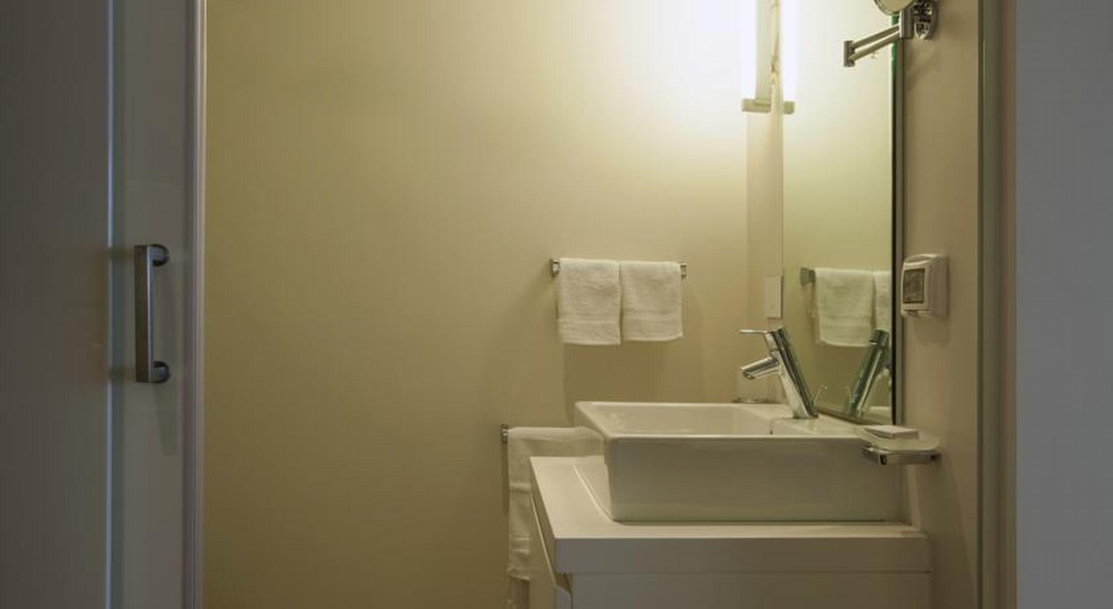 1866 Court & Hotel 5*